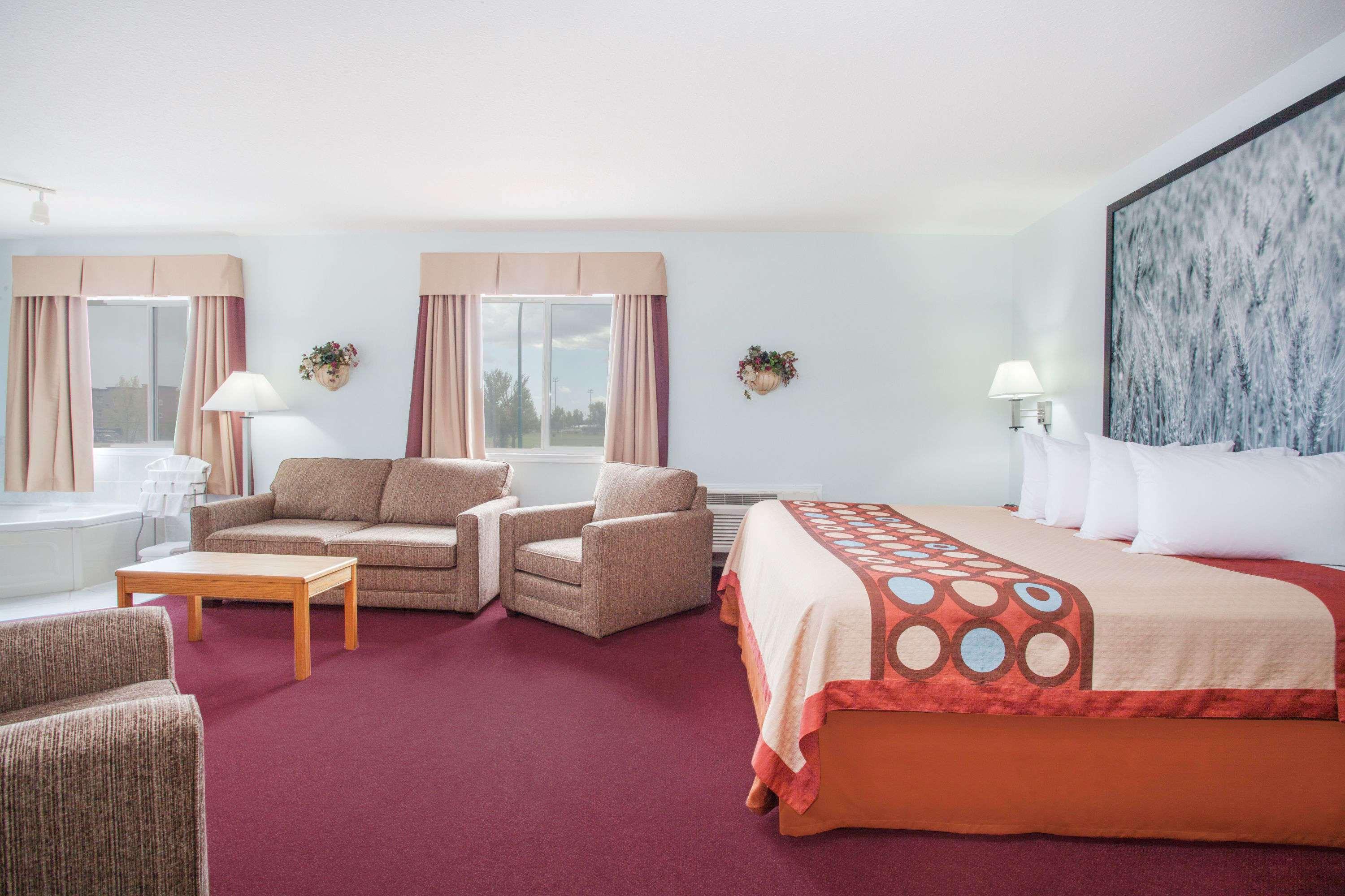 Super 8 By Wyndham Kindersley Exteriér fotografie